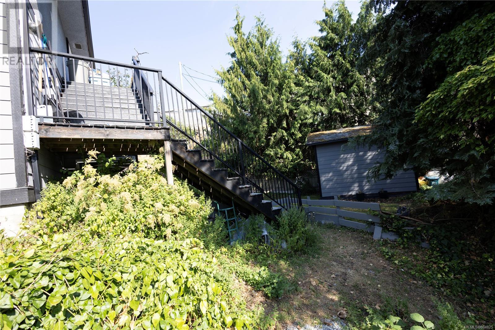 660 Rockingham Rd, Langford real estate listing 984825