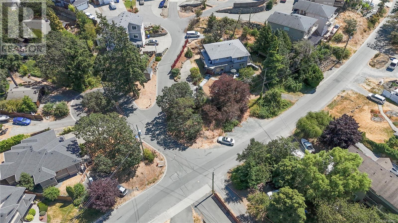 660 Rockingham Rd, Langford real estate listing 984825
