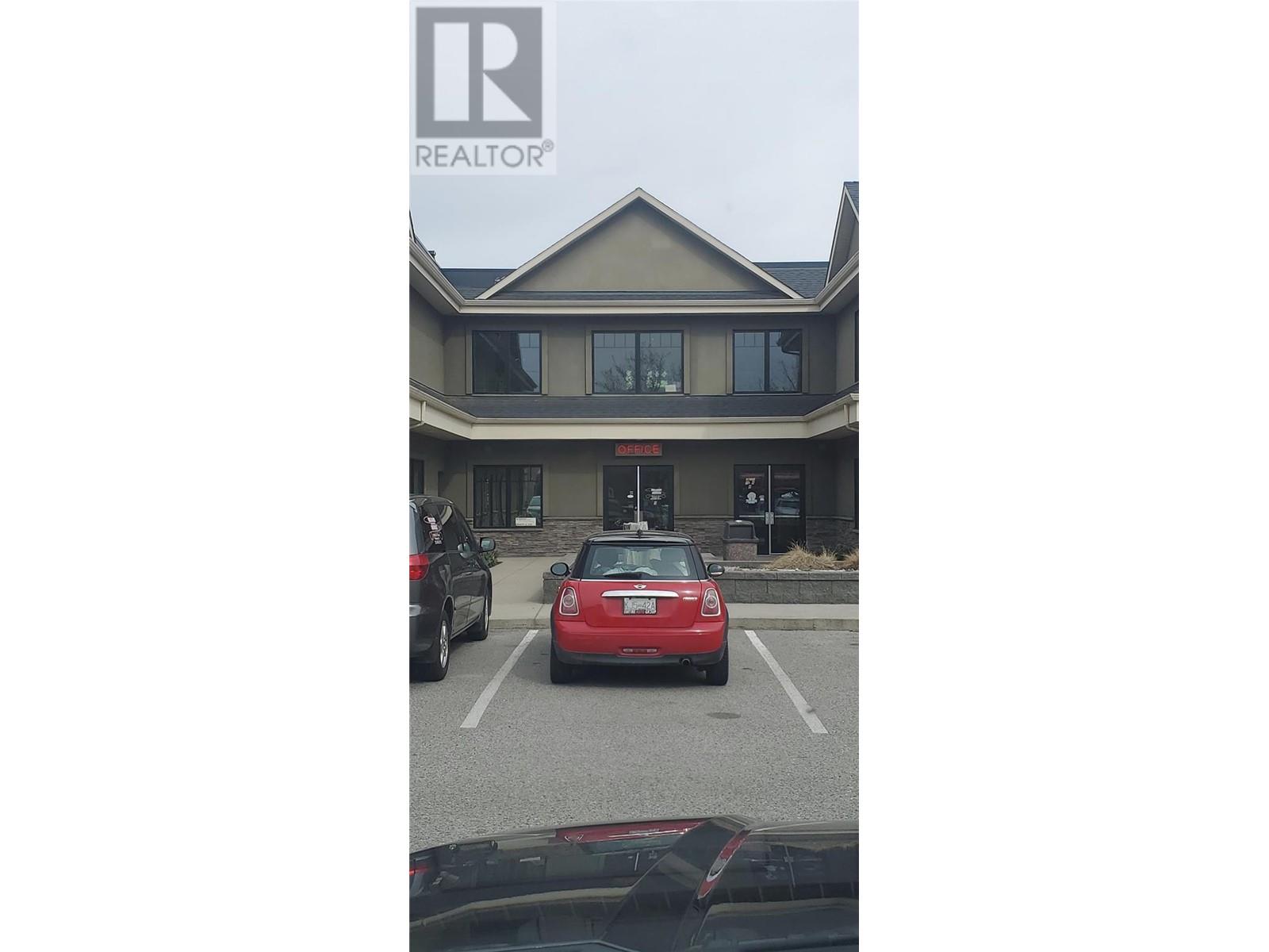  1790 KLO Road, Kelowna