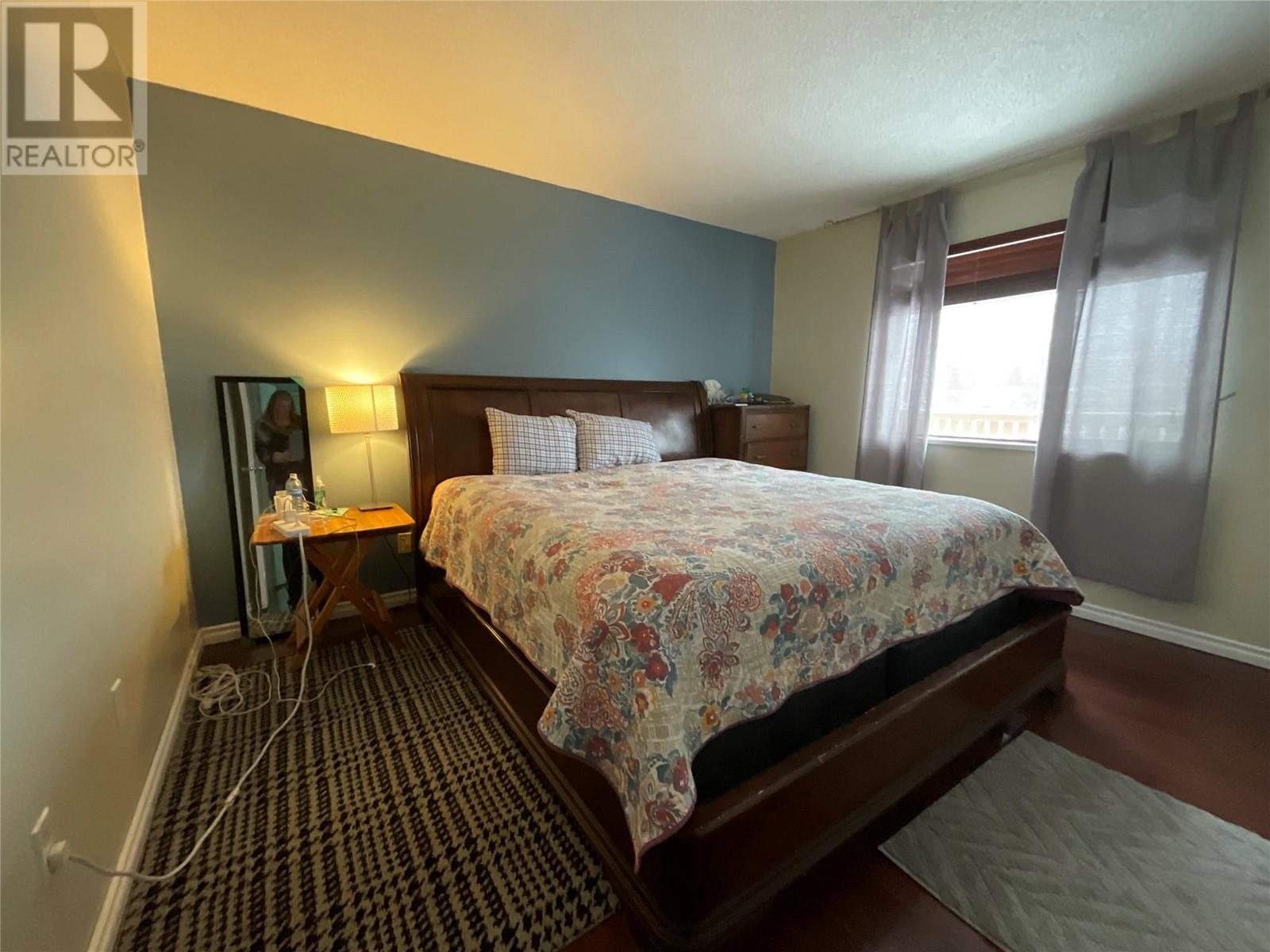 Photo 9 of 212 Spruce Avenue, Tumbler Ridge BC