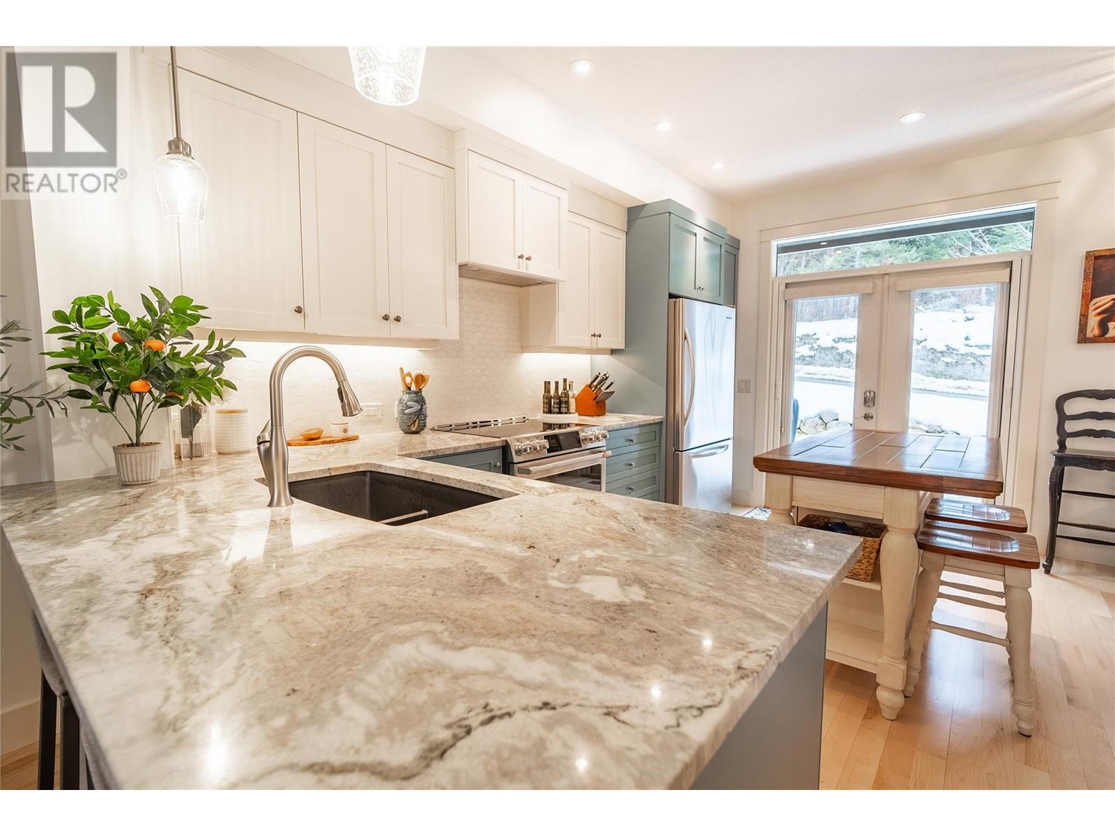 333 Longspoon Drive Unit# 31, Vernon