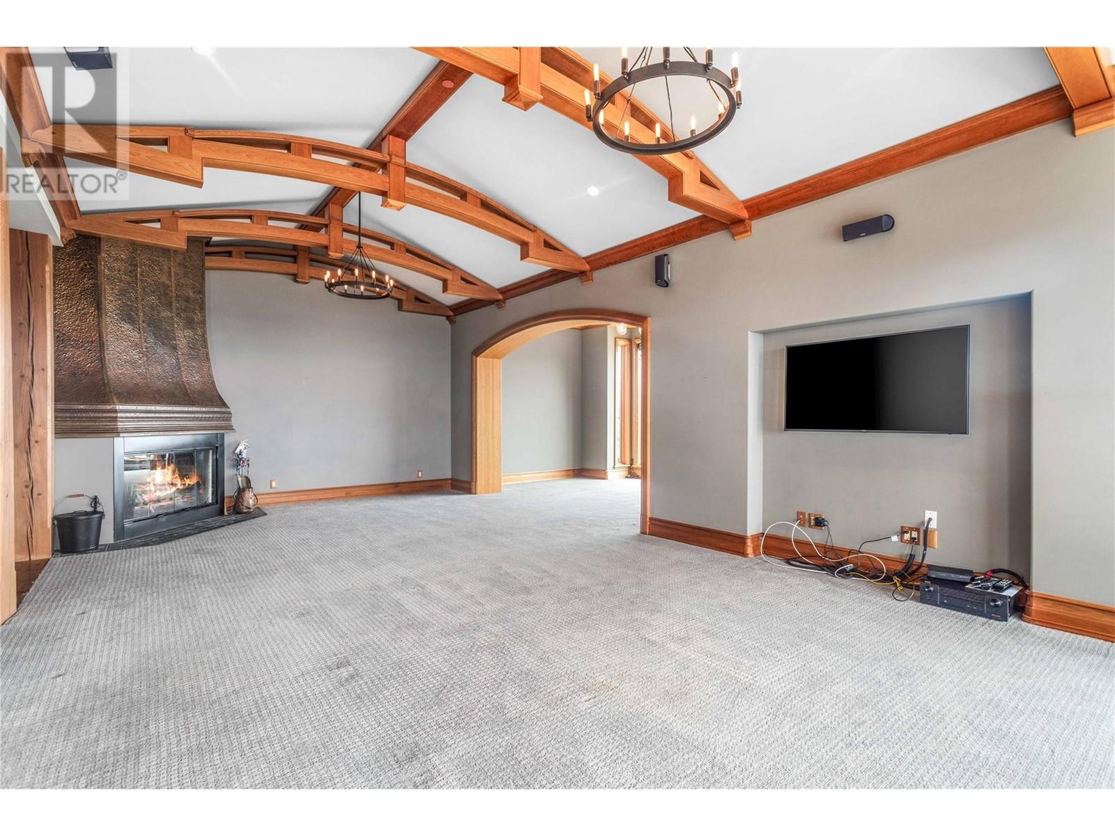 408 5335 Big White Road, Big White