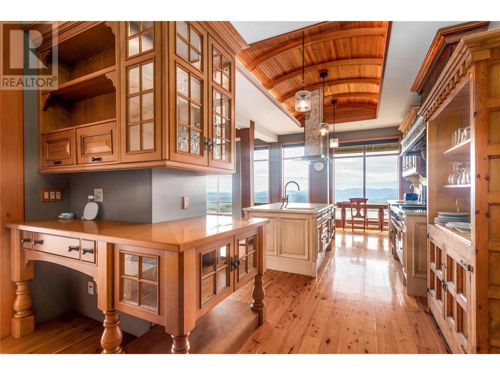 408 5335 Big White Road, Big White