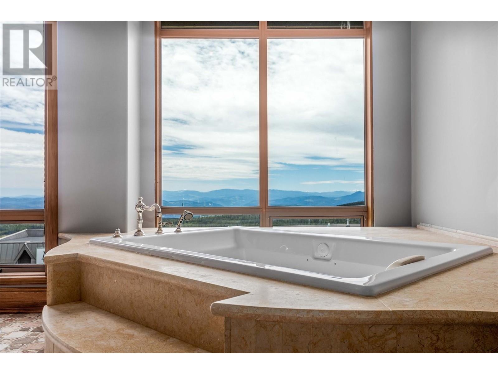 408 5335 Big White Road, Big White