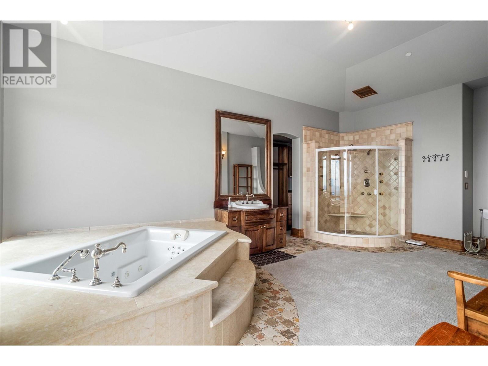 408 5335 Big White Road, Big White