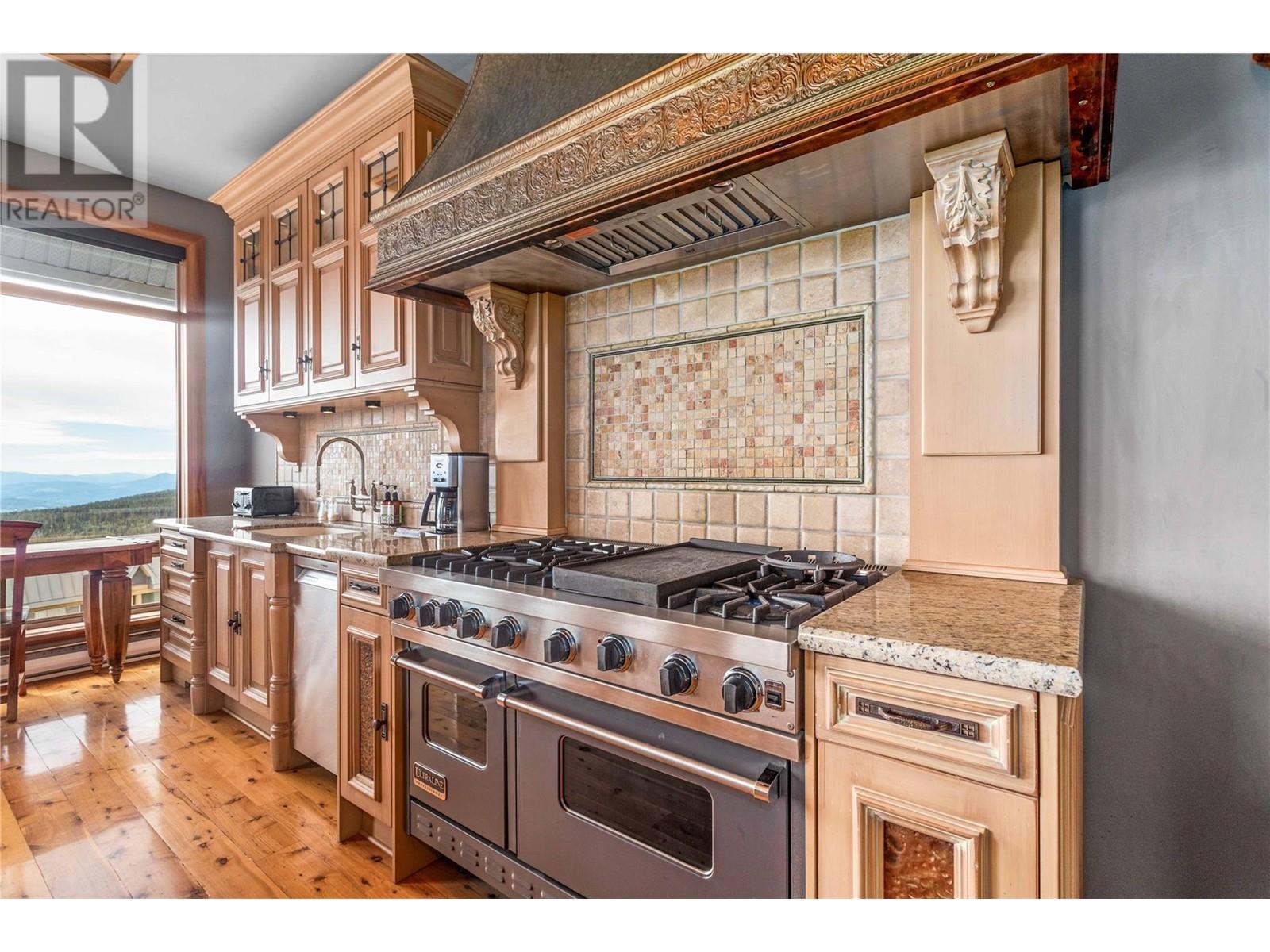 408 5335 Big White Road, Big White