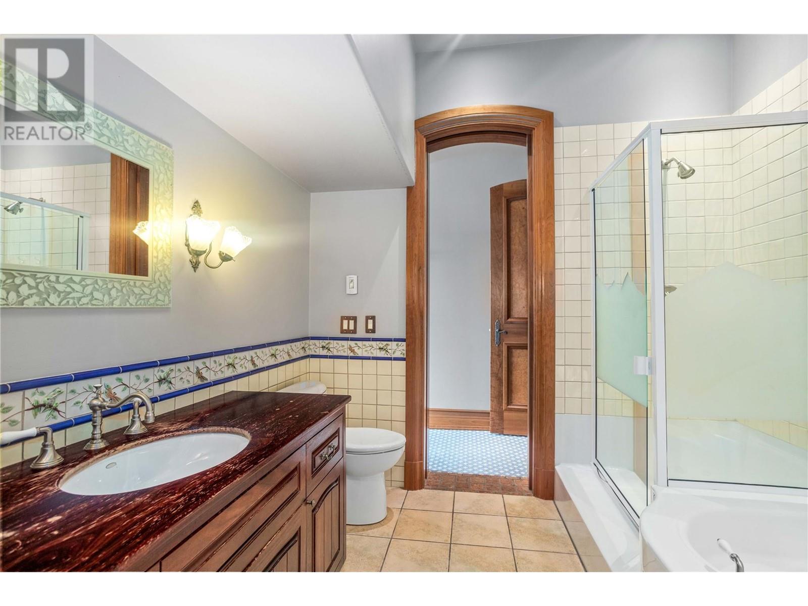 408 5335 Big White Road, Big White