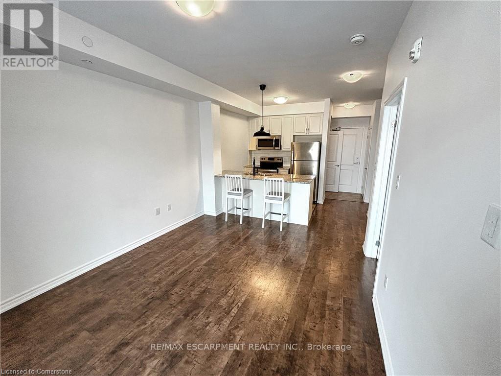 Photo 11 of 329 125 Shoreview Place, Hamilton ON