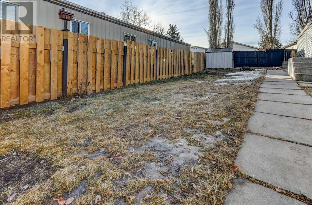 Single Family House Mobile Home for Sale in  Huntwell Way NE Huntington Hills Calgary 