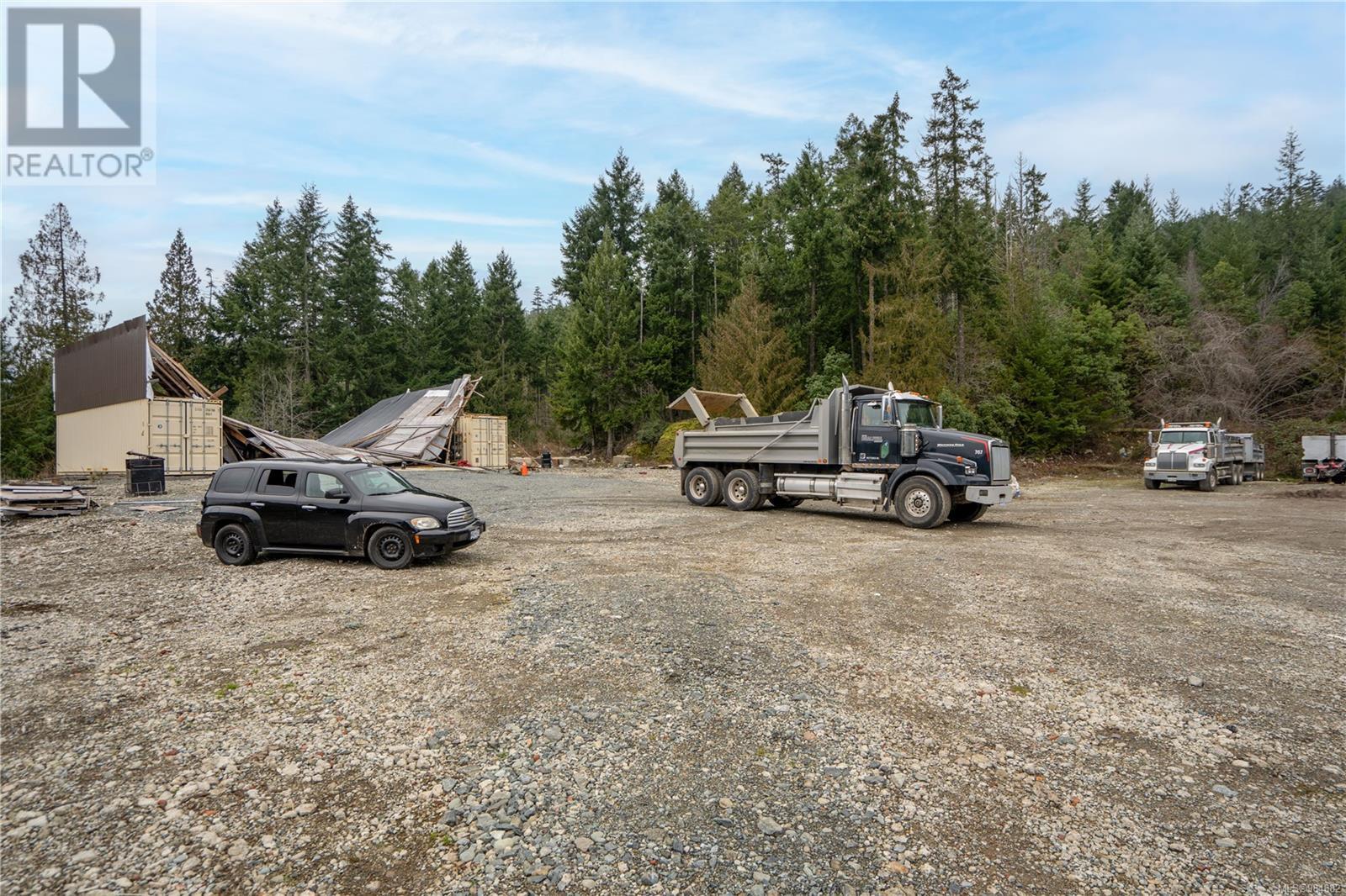 687-689 Shawnigan Lake Rd, Shawnigan Lake