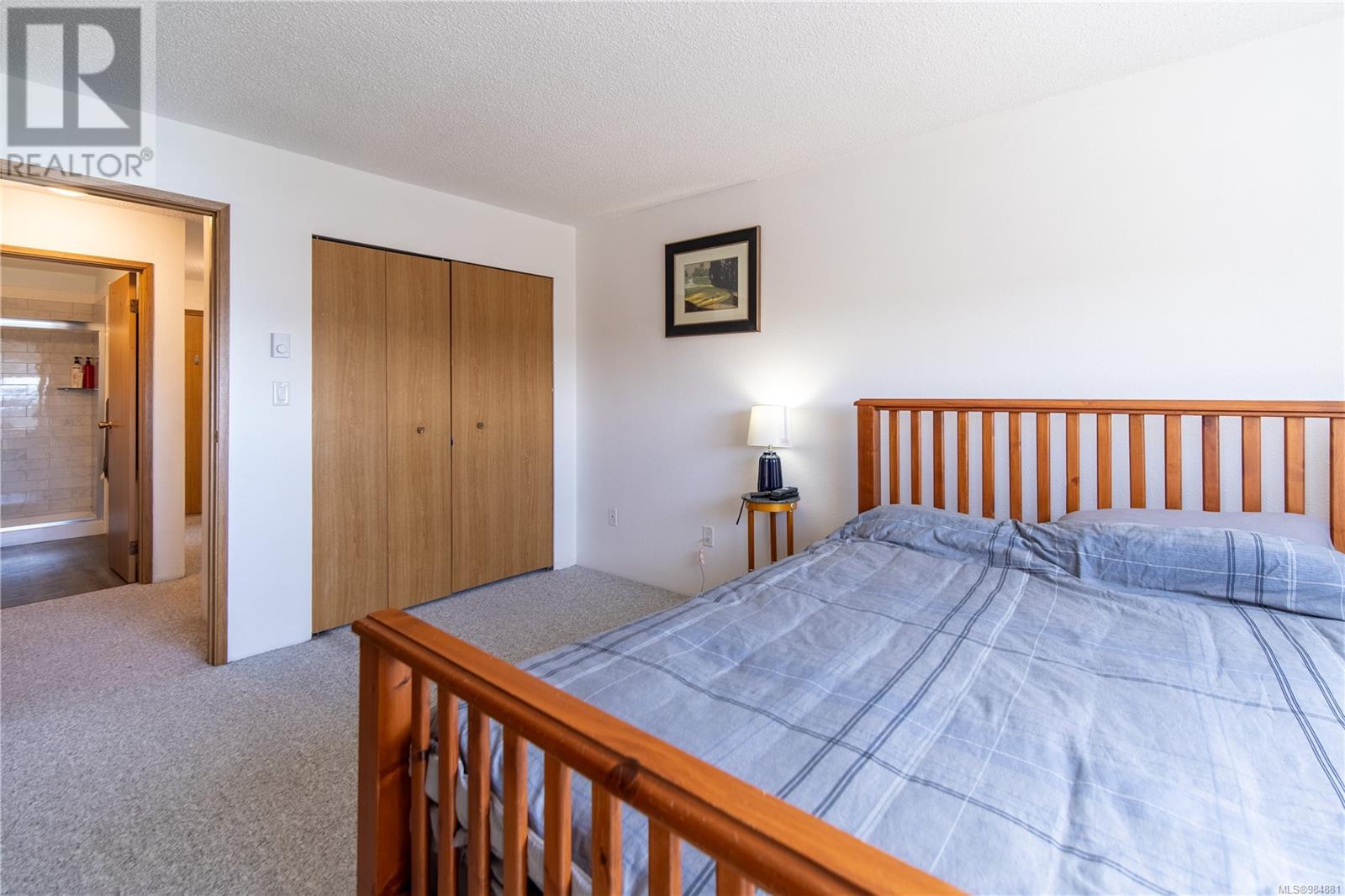 421 3255 Glasgow Avenue, Saanich