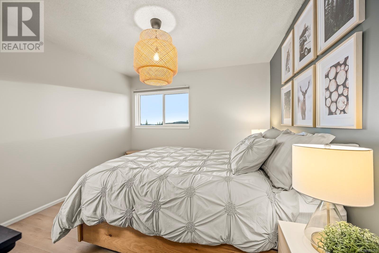303 695 Castle Crag Cres, Courtenay real estate listing 983355