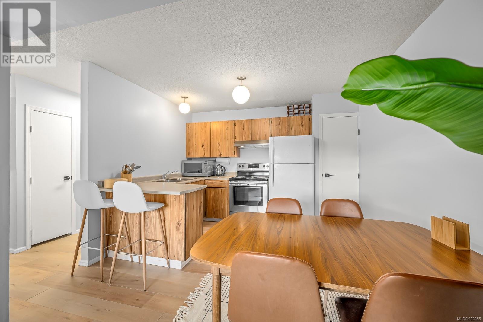 303 695 Castle Crag Cres, Courtenay real estate listing 983355