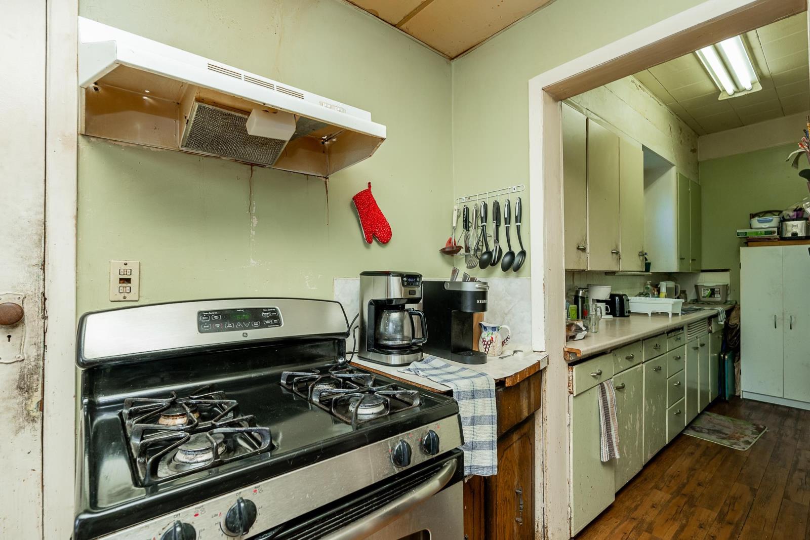 7166 MAITLAND AVENUE, Sardis West Vedder, Chilliwack real estate listing R2957422