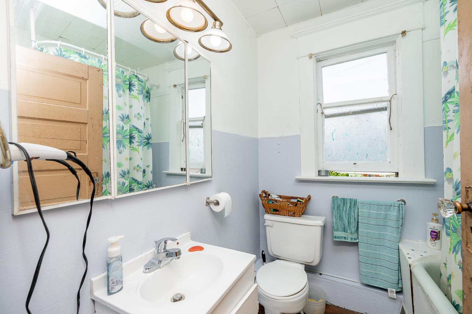 7166 MAITLAND AVENUE, Sardis West Vedder, Chilliwack real estate listing R2957422