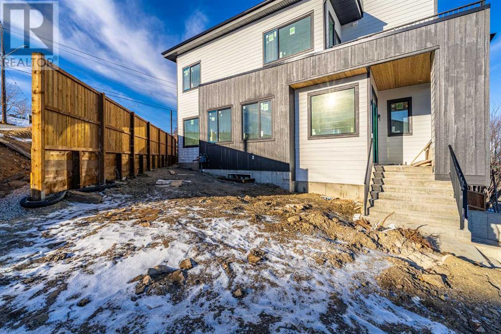 Single Family House for Sale in  a Street NE Renfrew Calgary 