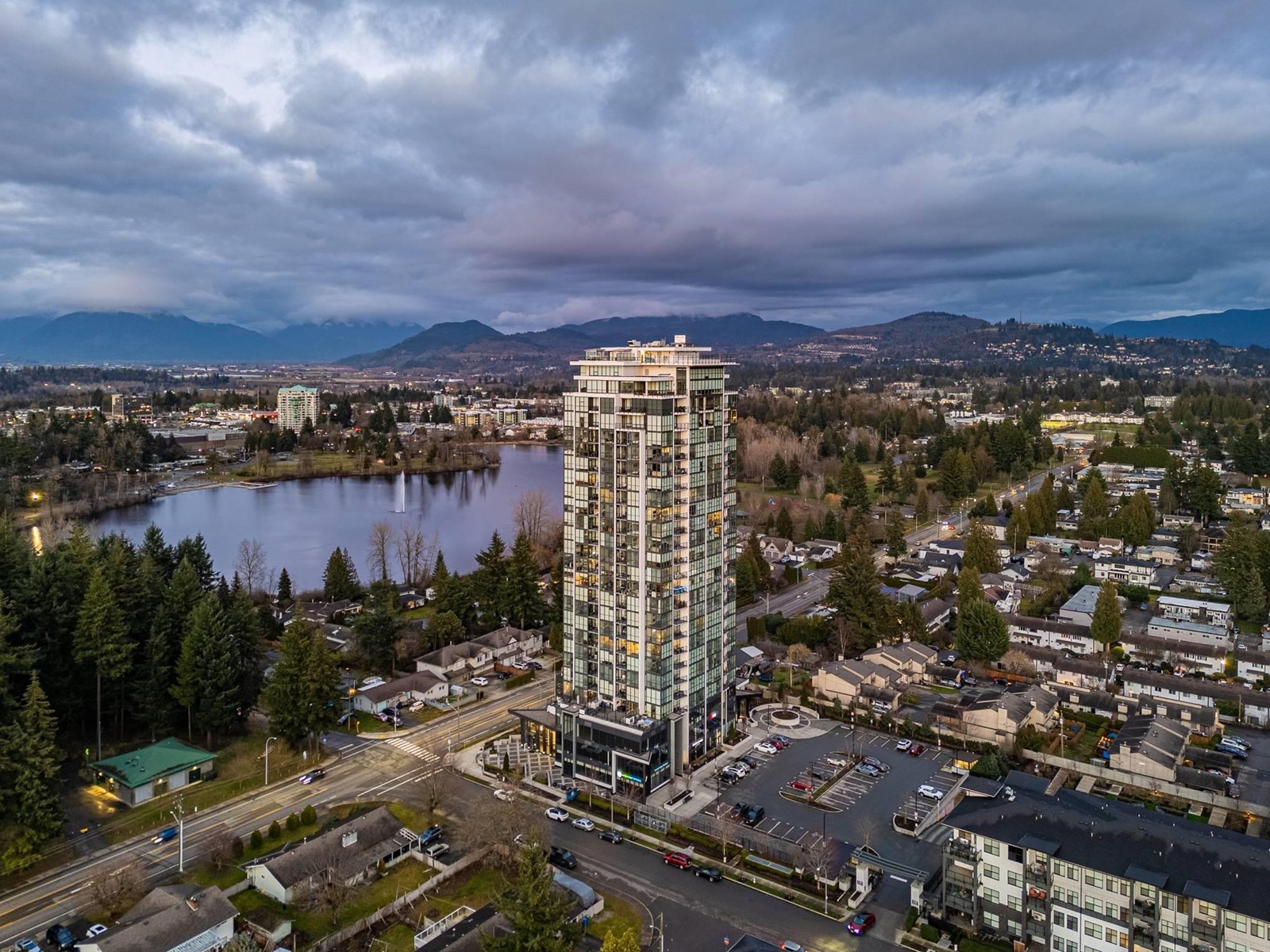 1401 2180 GLADWIN ROAD, Abbotsford