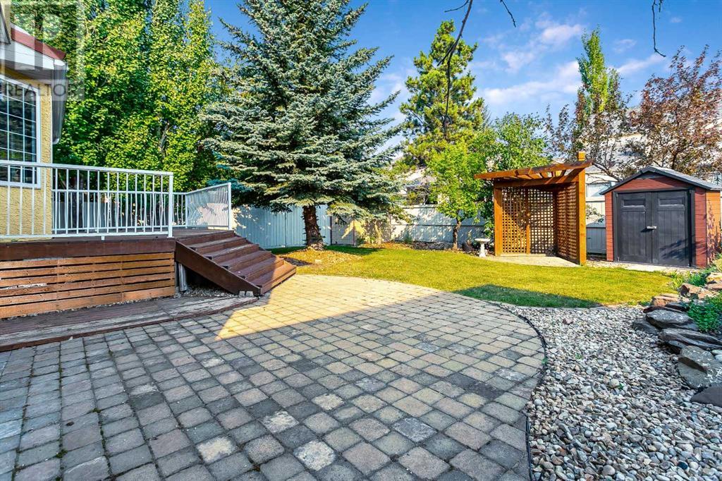 Single Family House for Sale in  Evergreen Close SW Evergreen Calgary 