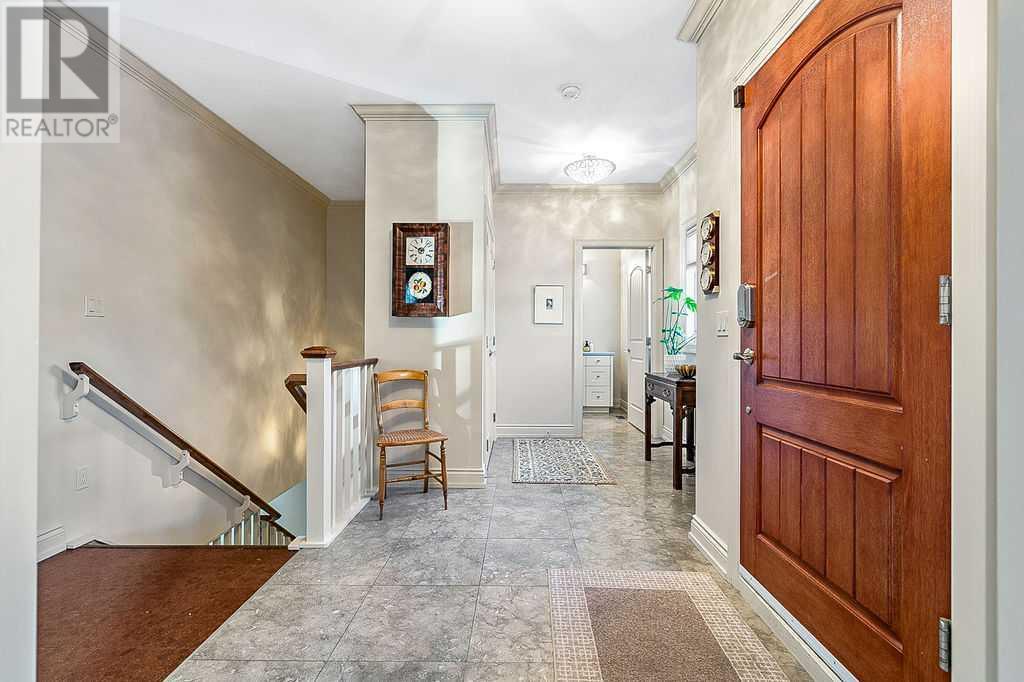 Single Family House Bungalow for Sale in  Dorchester Avenue SW Upper Mount Royal Calgary 