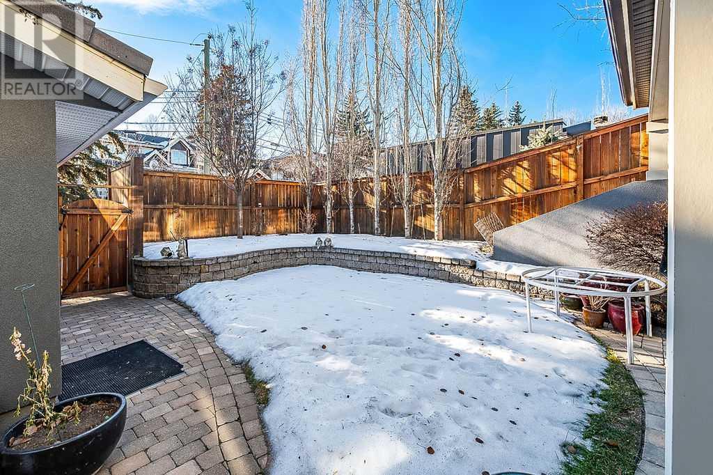 Single Family House Bungalow for Sale in  Dorchester Avenue SW Upper Mount Royal Calgary 