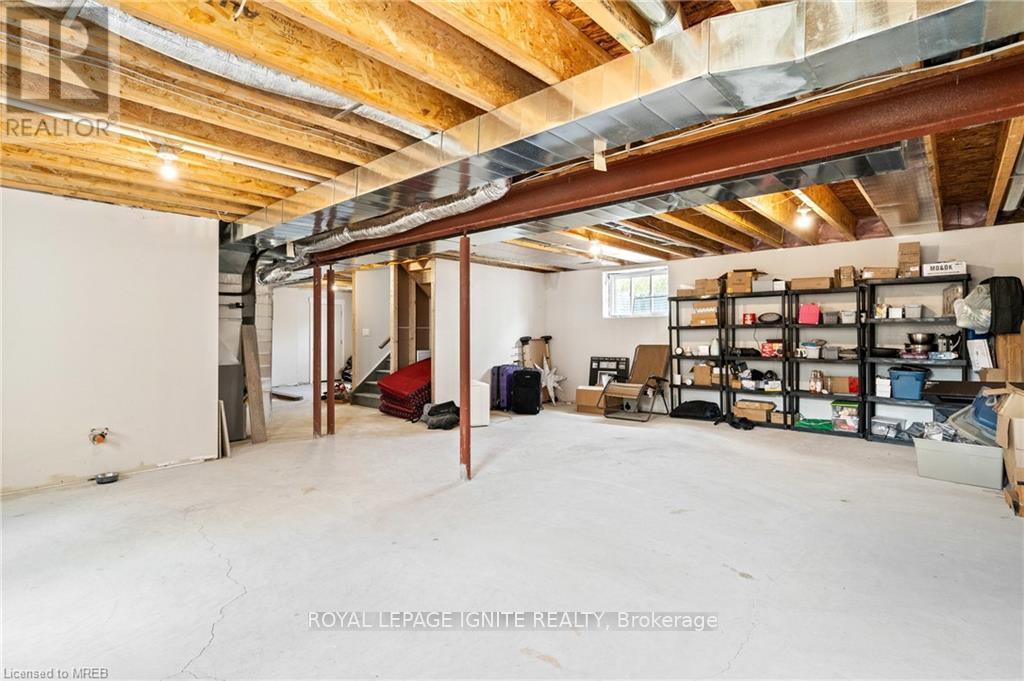 263 MEMORIAL PARK DRIVE - 35
