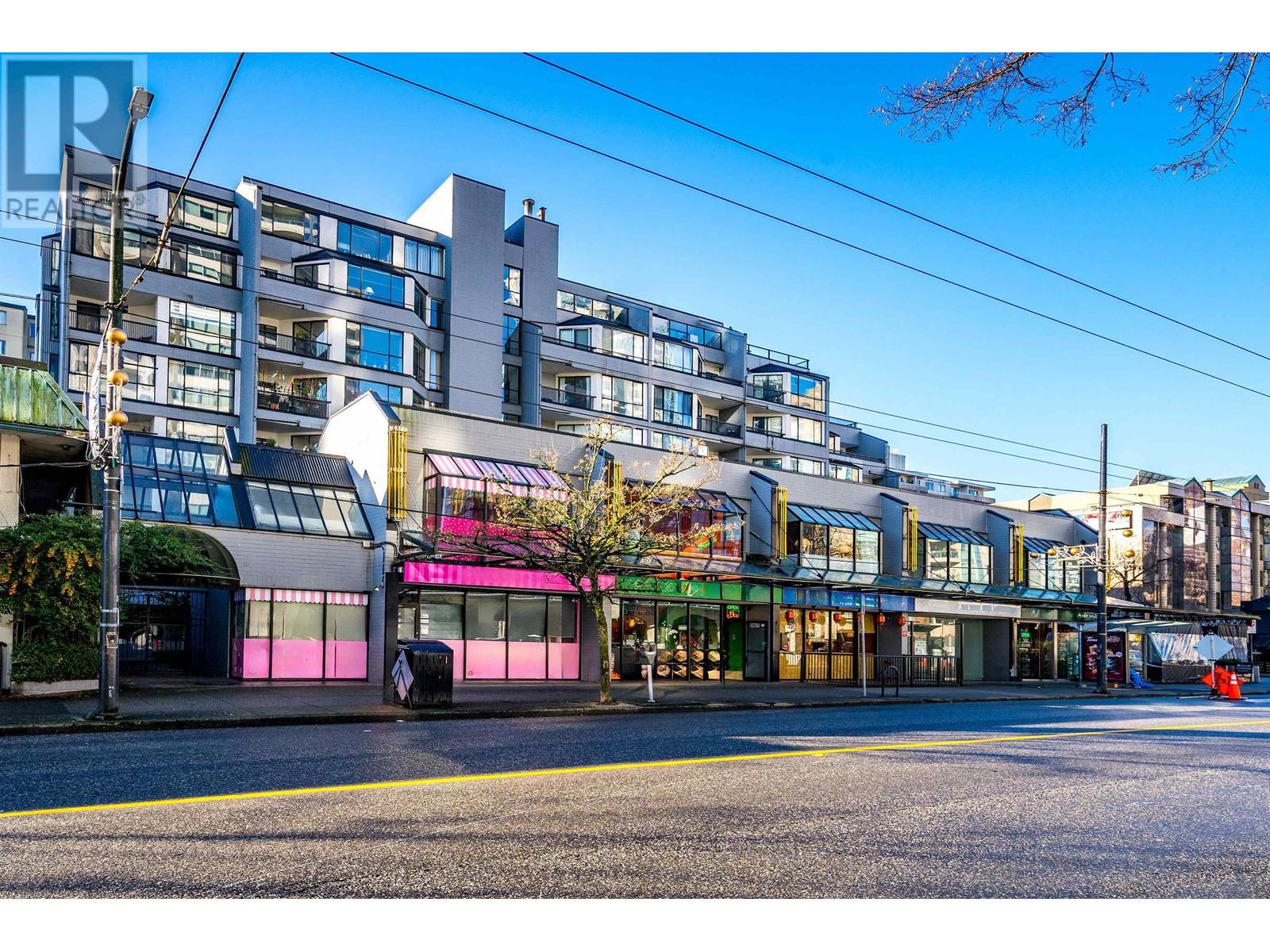 1296 ROBSON STREET, Vancouver