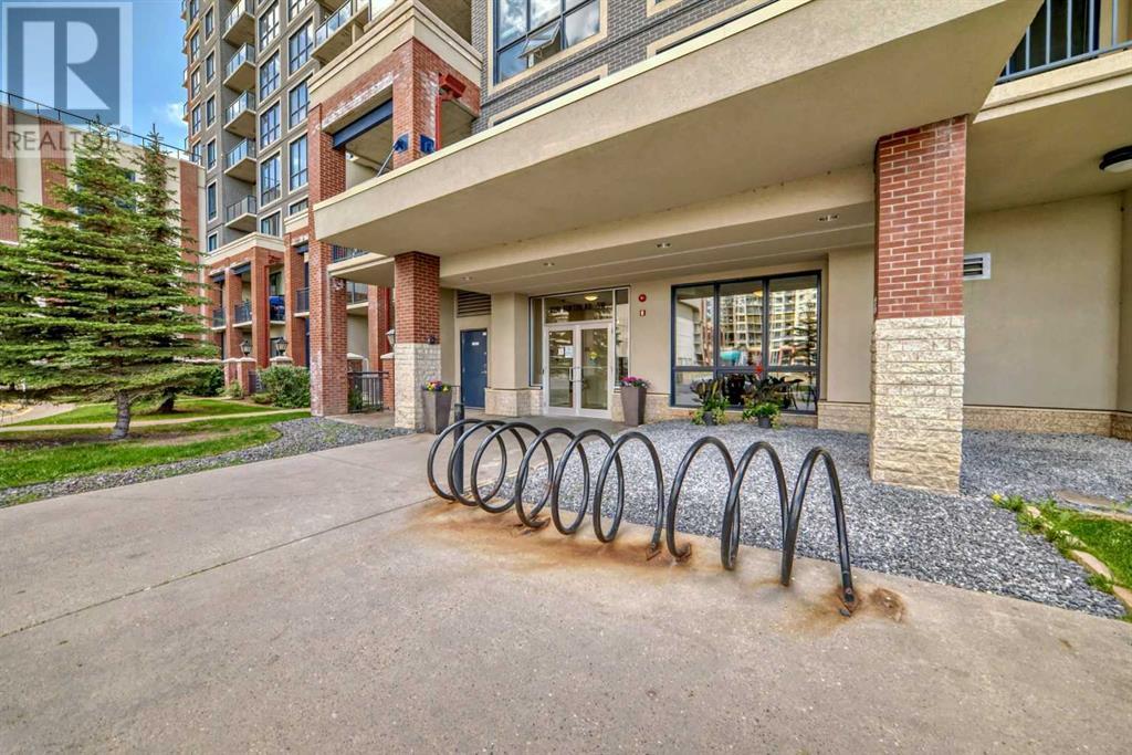 Single Family House High rise for Sale in   Horton Road SW Haysboro Calgary 