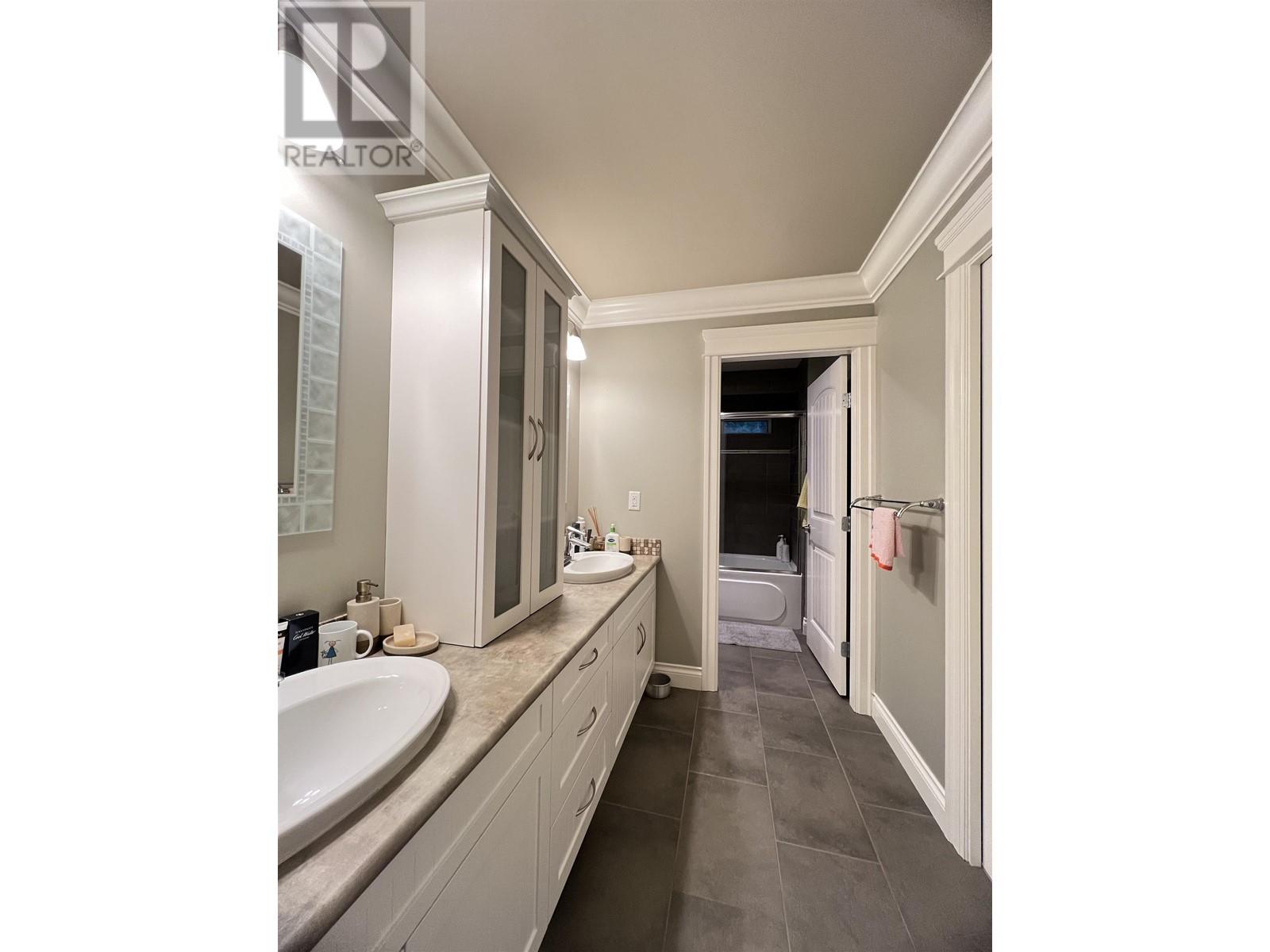 2871 FERN DRIVE, Anmore real estate listing R2956413