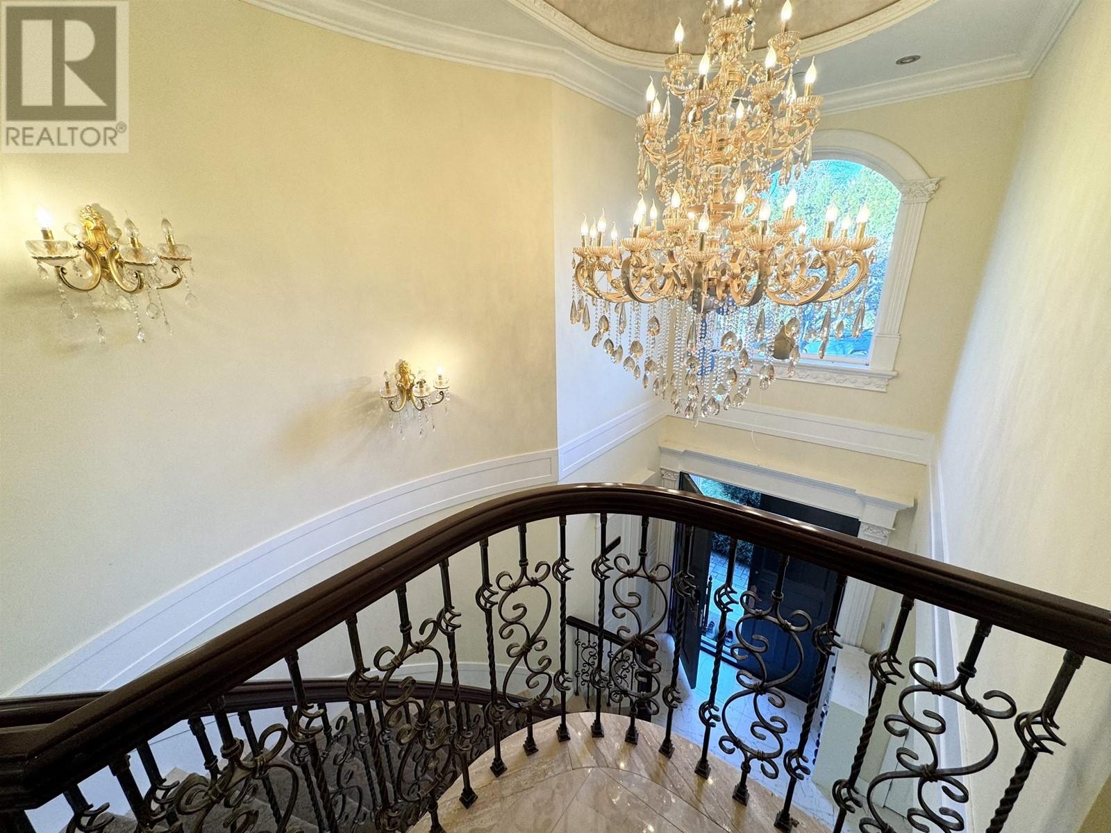 1562 W 40TH AVENUE, Vancouver