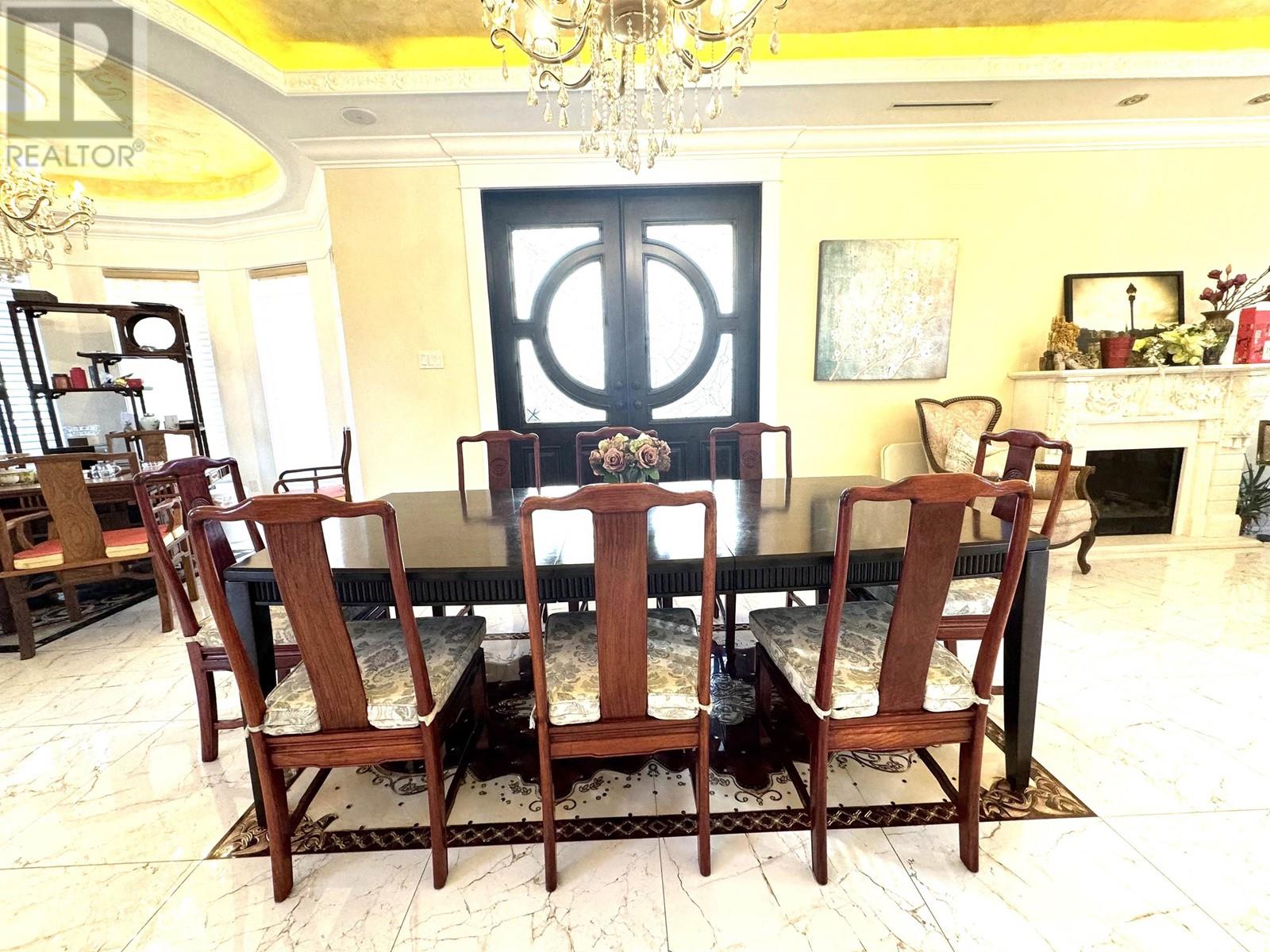 1562 W 40TH AVENUE, Vancouver