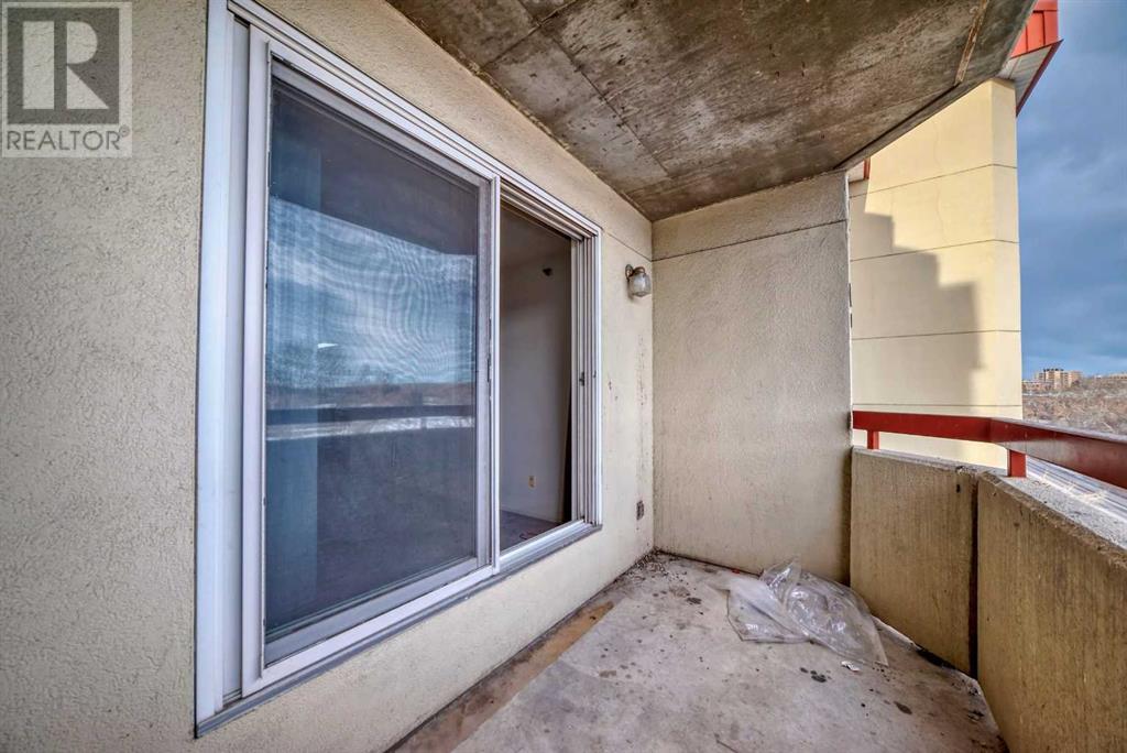 Single Family House High rise for Sale in   University Drive NW University Heights Calgary 