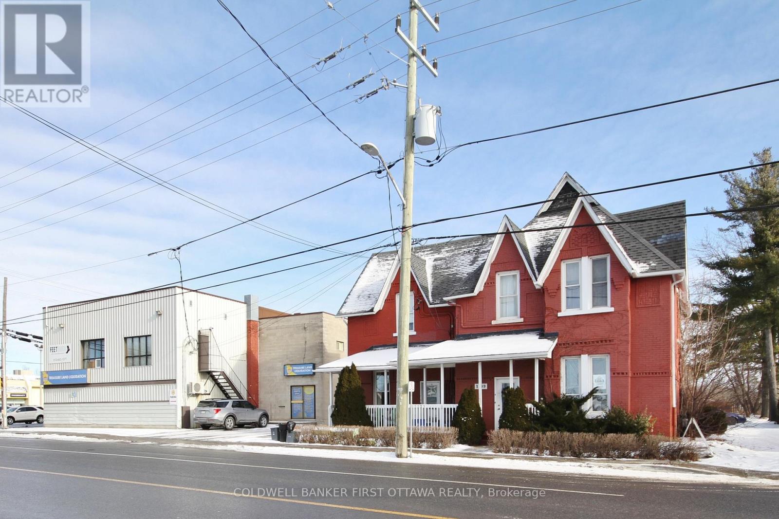 Photo 14 of 866 Notre Dame Street, Russell ON