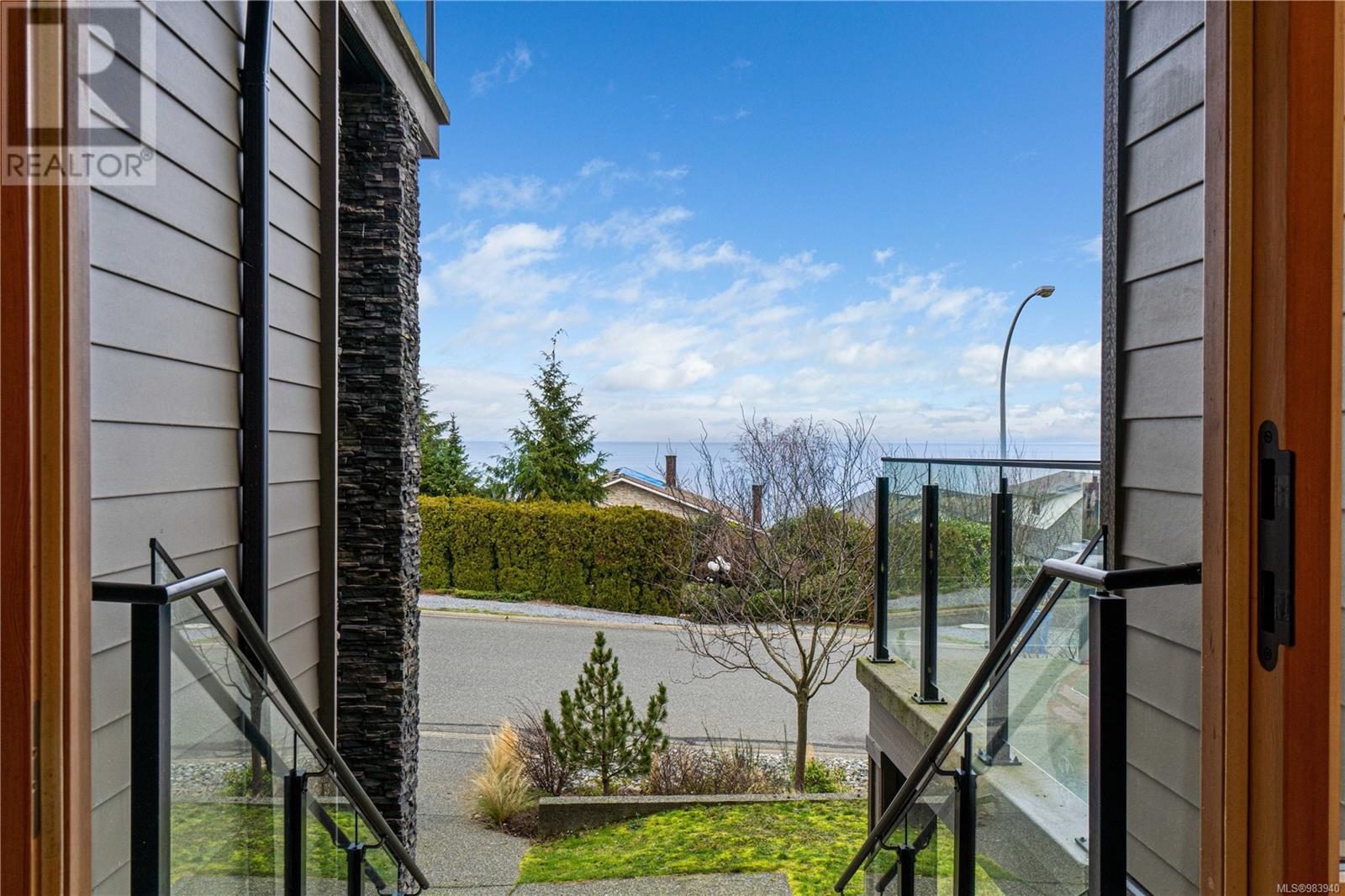 6259 Icarus Dr, Nanaimo real estate listing 983940