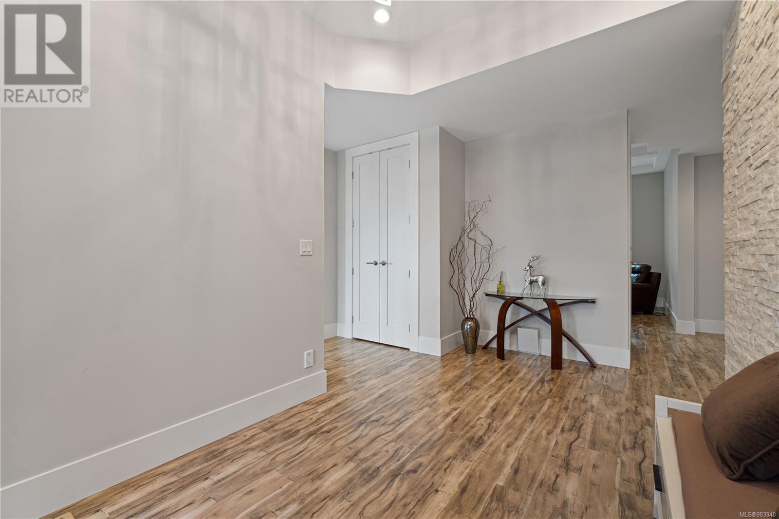 6259 Icarus Dr, Nanaimo real estate listing 983940