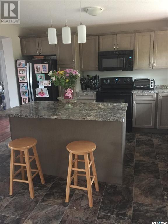 Photo 2 of 32 Chapa Avenue, Kenosee Lake SK