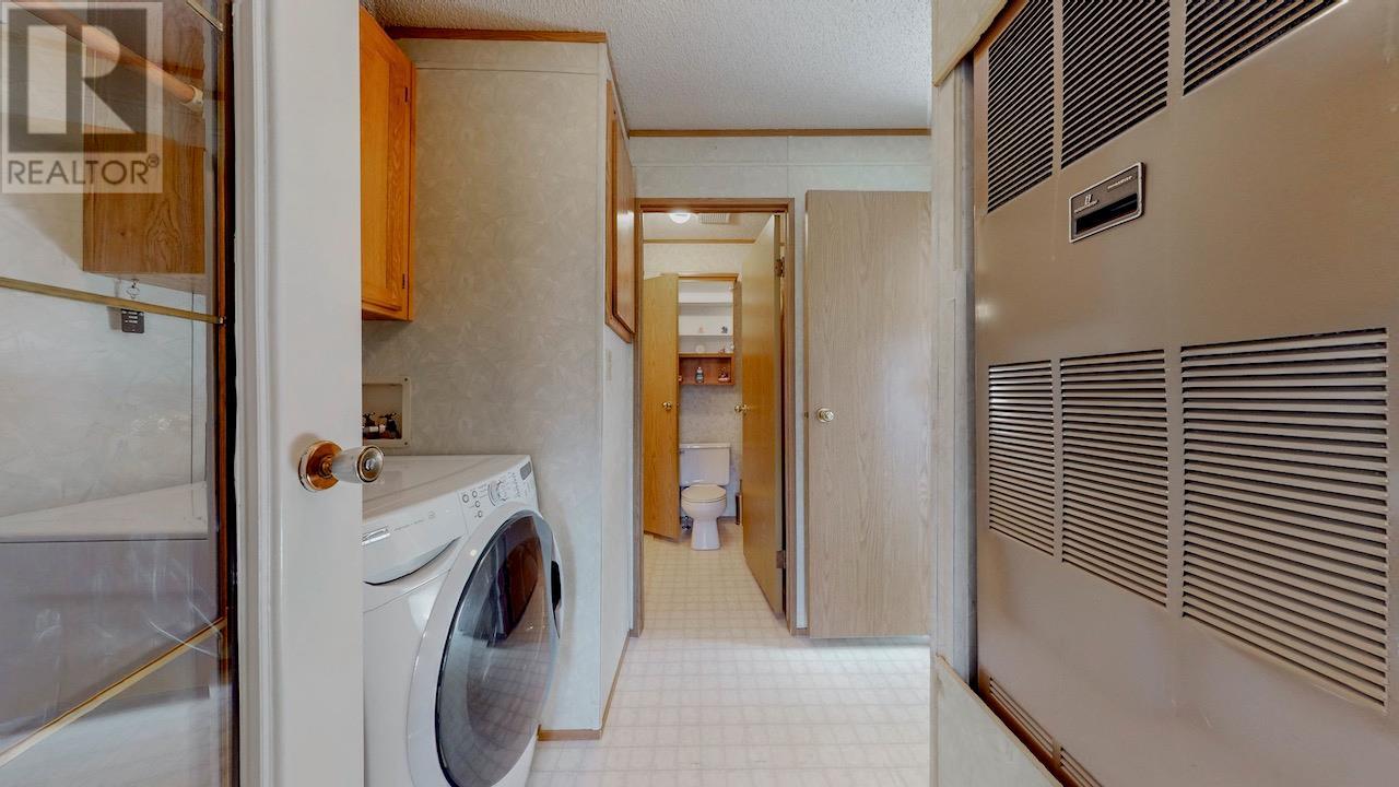  129 Walnut Place, Oliver