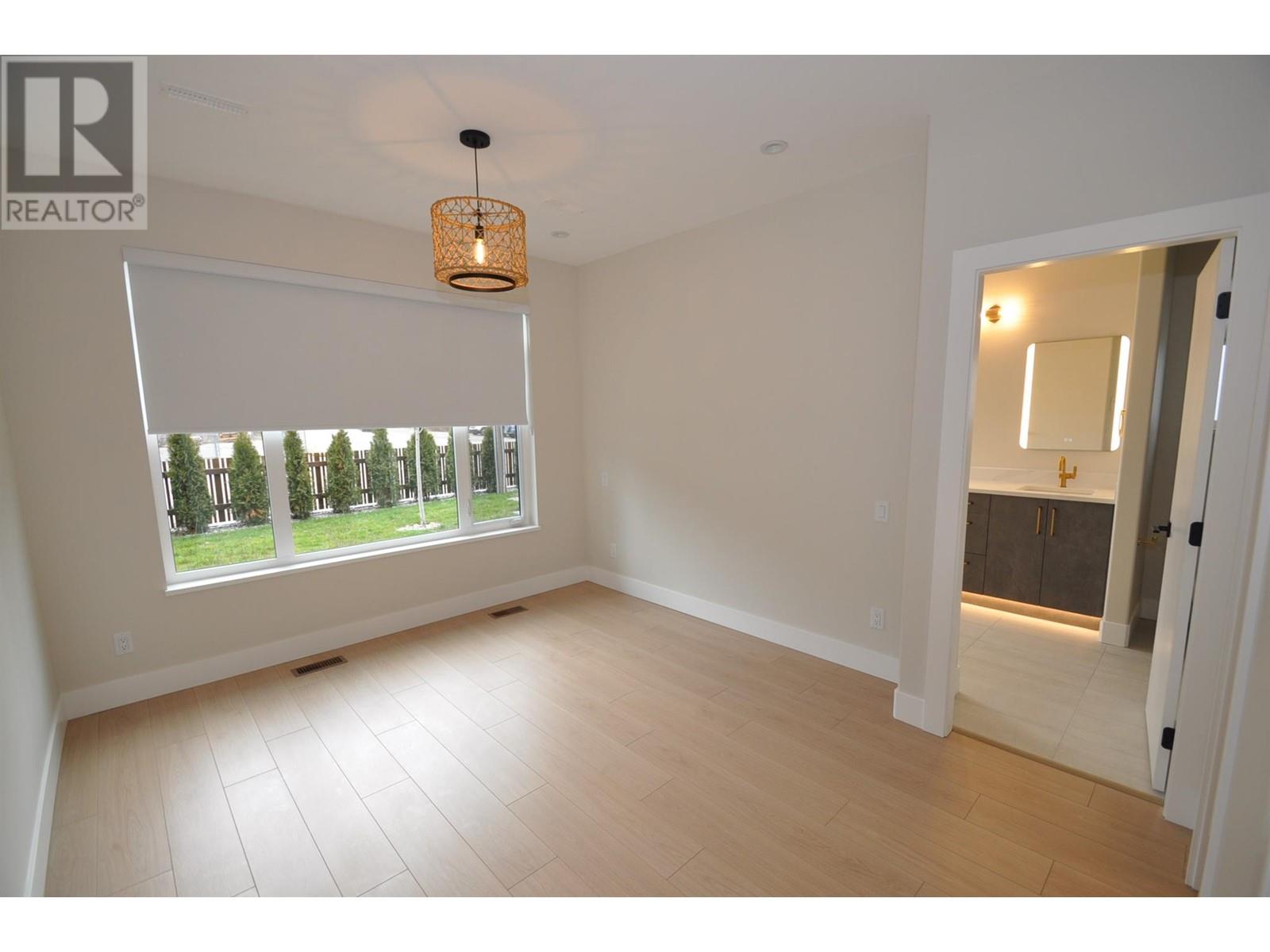 910 Lakeside Drive Unit# 401, Nelson