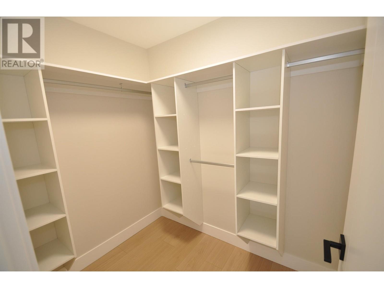 910 Lakeside Drive Unit# 401, Nelson