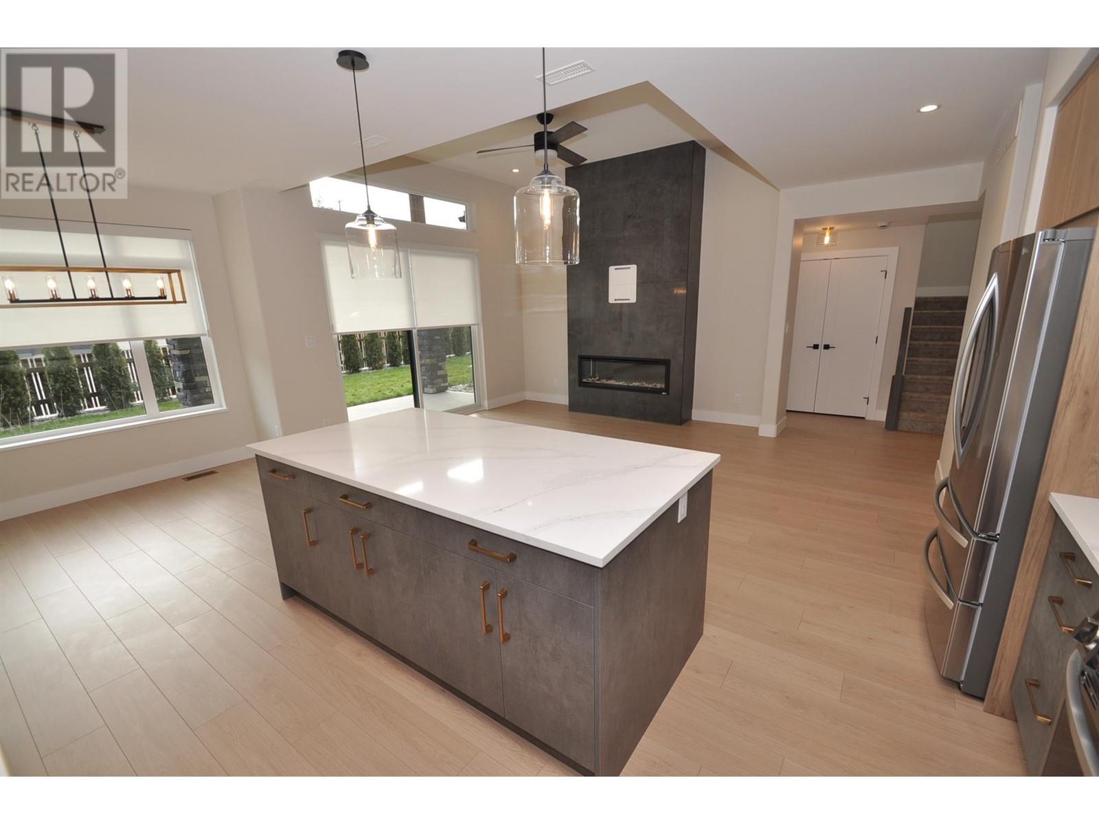 910 Lakeside Drive Unit# 401, Nelson