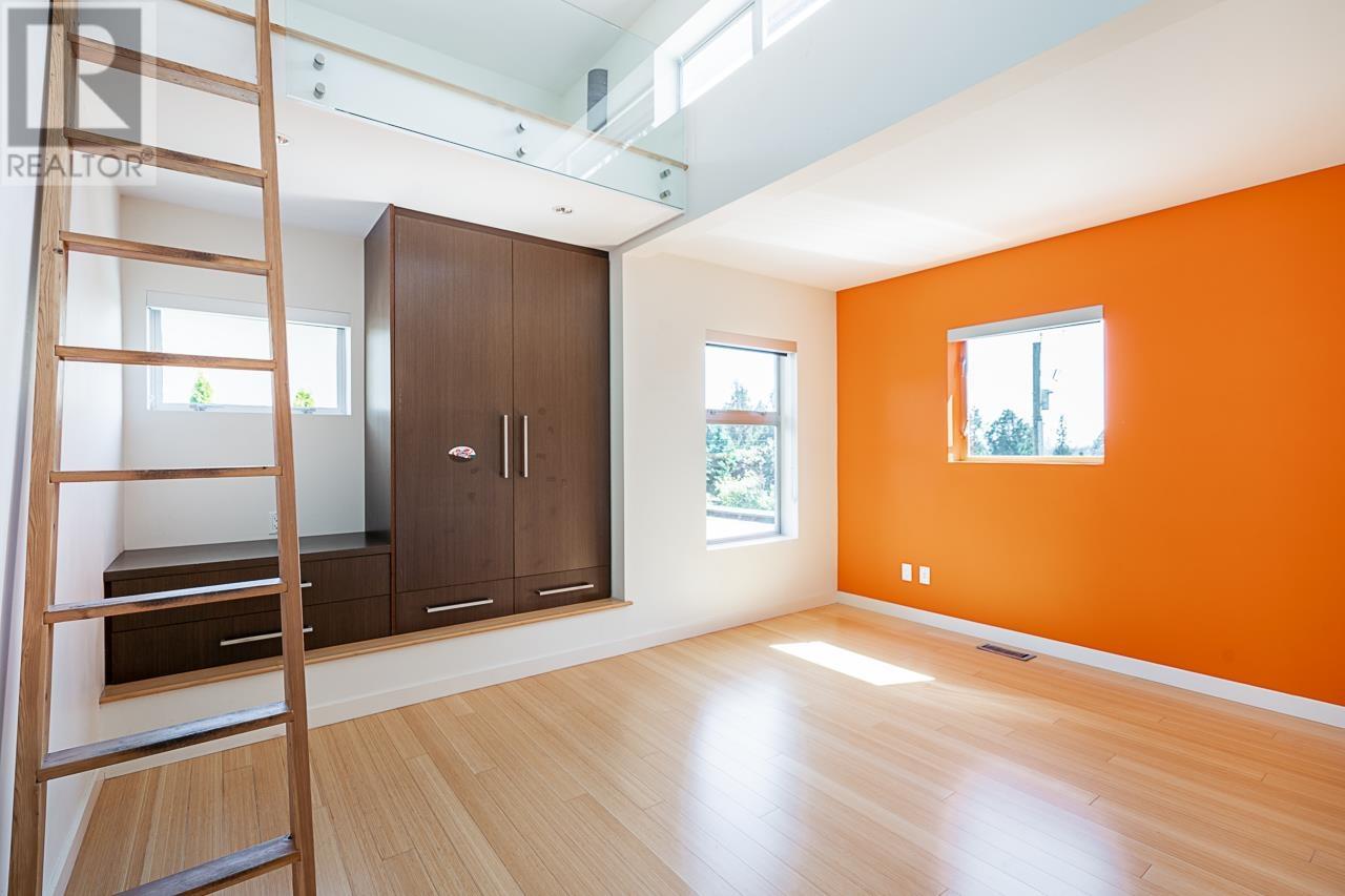 1741 OTTAWA AVENUE, West Vancouver