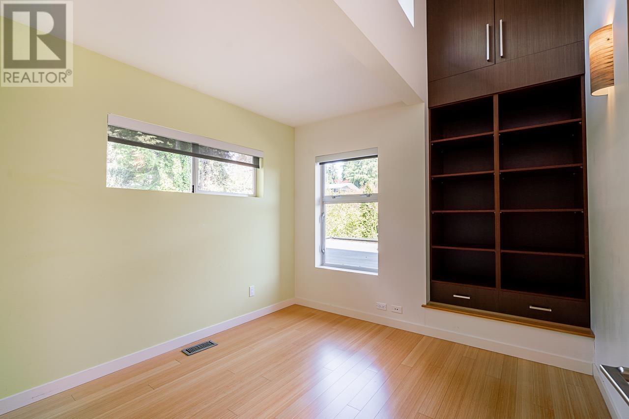 1741 OTTAWA AVENUE, West Vancouver