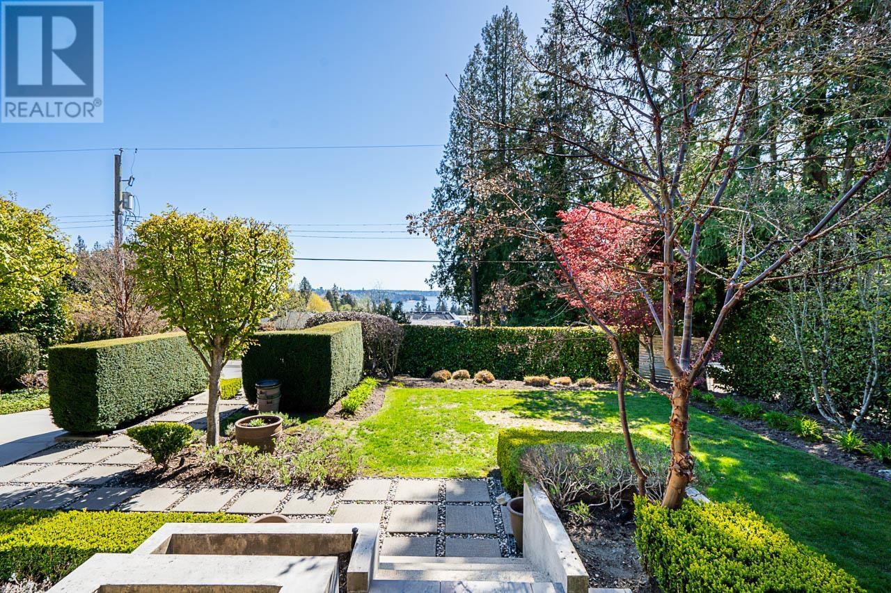 1741 OTTAWA AVENUE, West Vancouver