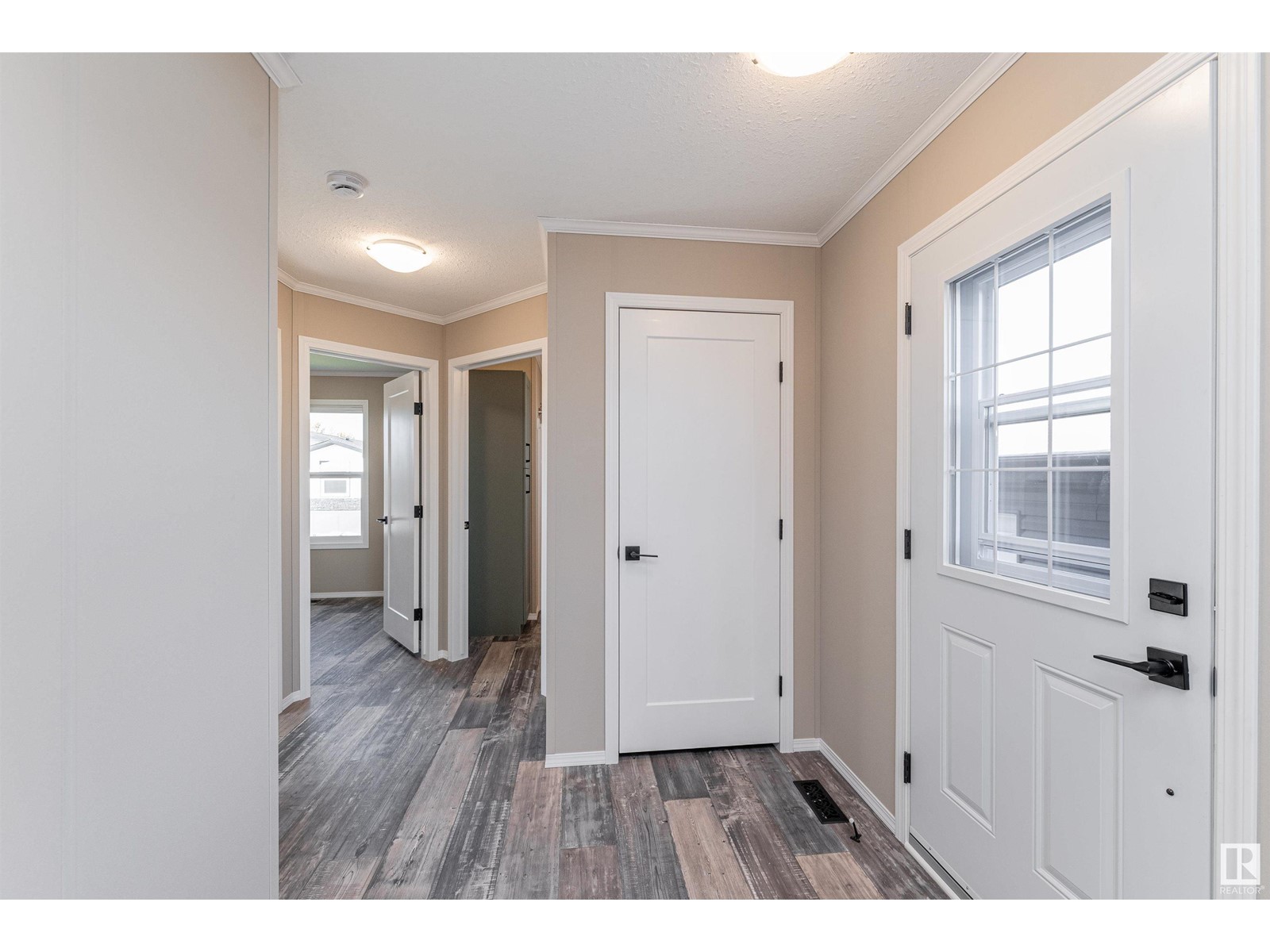 Photo 17 of 86 Meadowview Rd, Morinville AB
