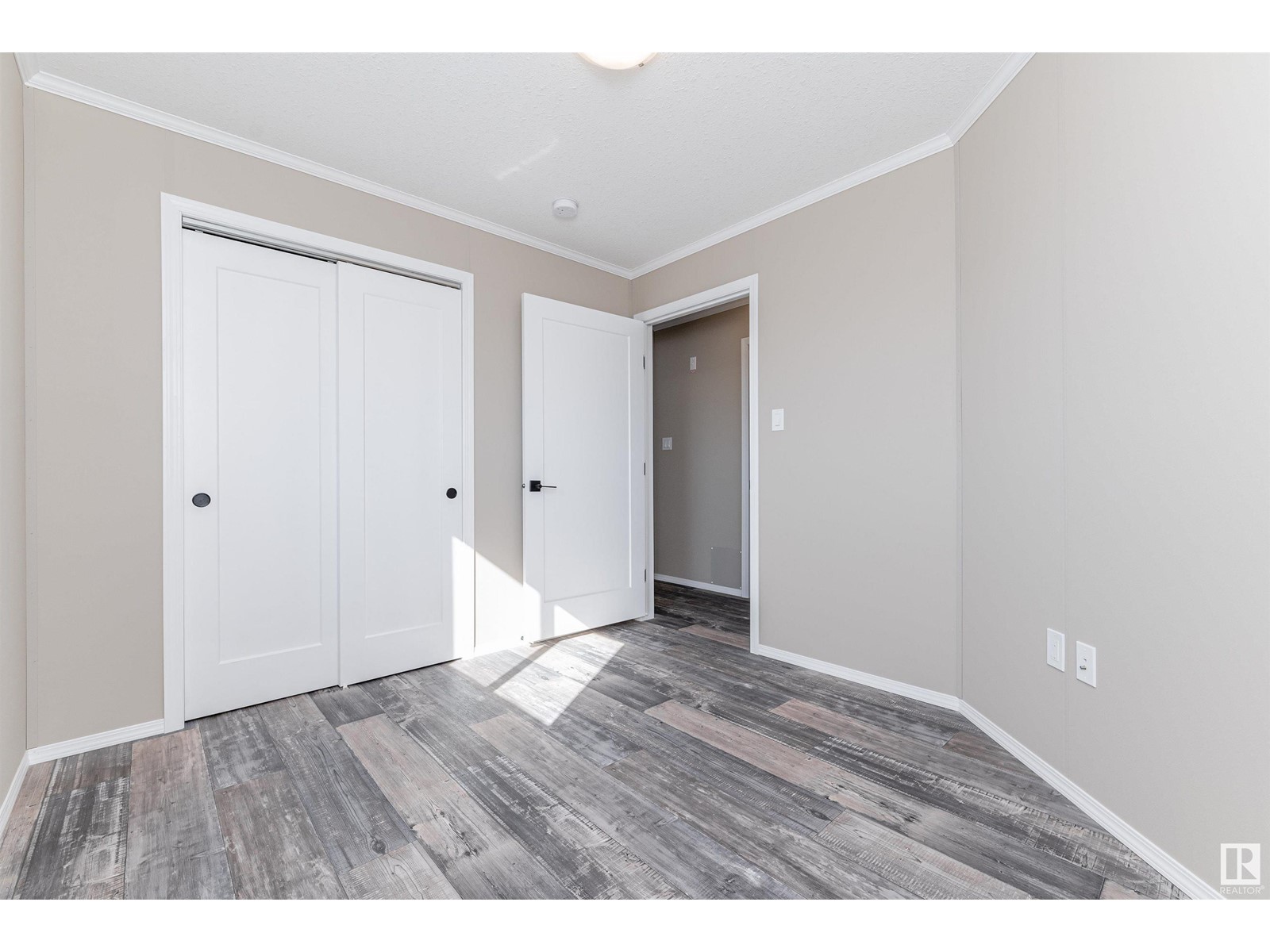 Photo 44 of 86 Meadowview Rd, Morinville AB