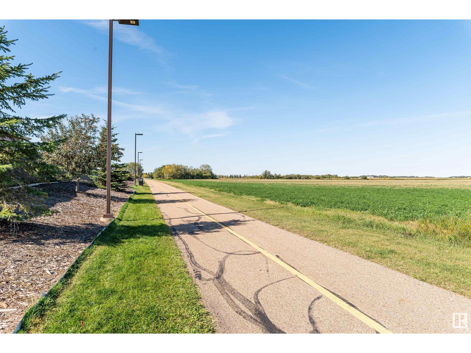 Photo 2 of 86 Meadowview Rd, Morinville AB