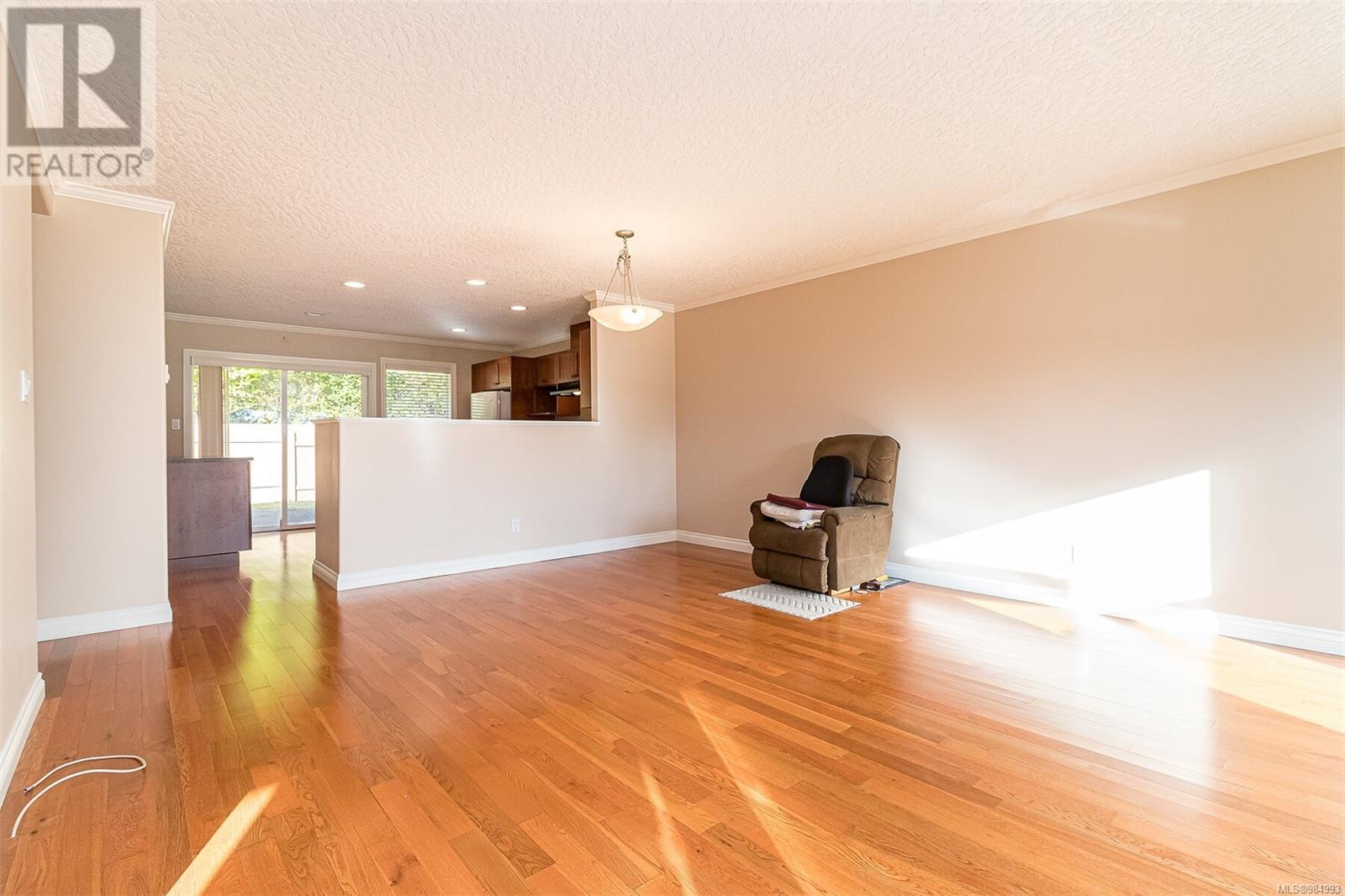 Photo 11 of 24 3101 Herons Way, Duncan BC