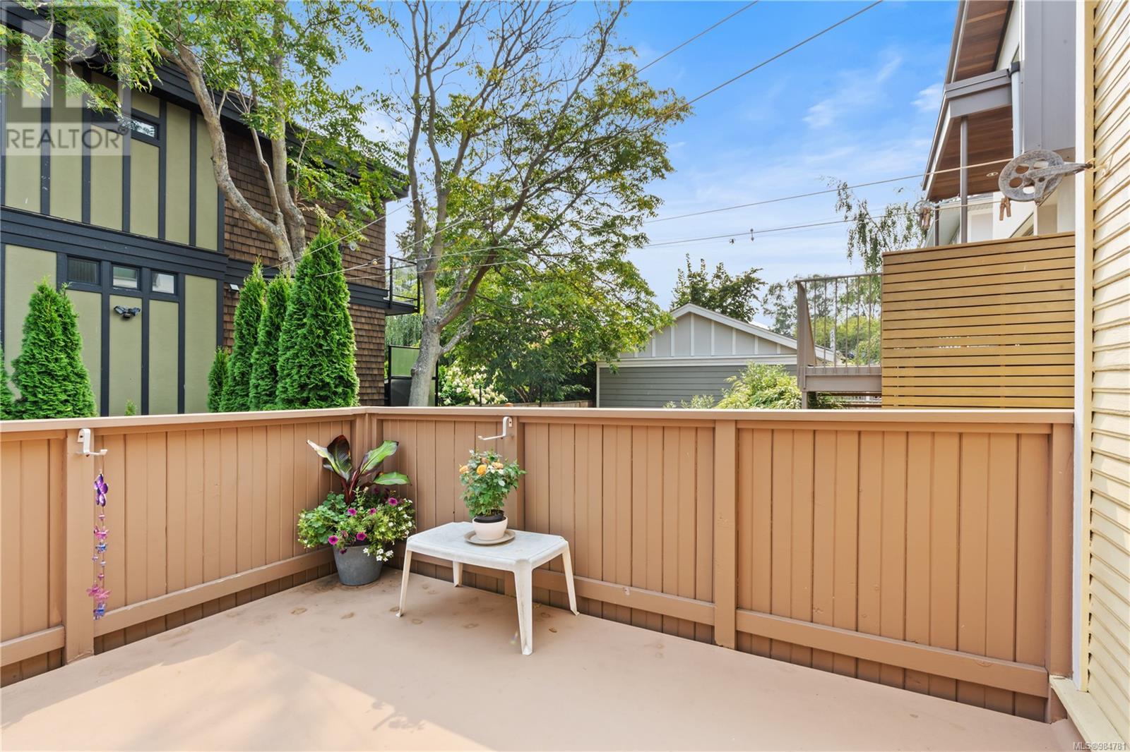 241 Montreal St, Victoria
