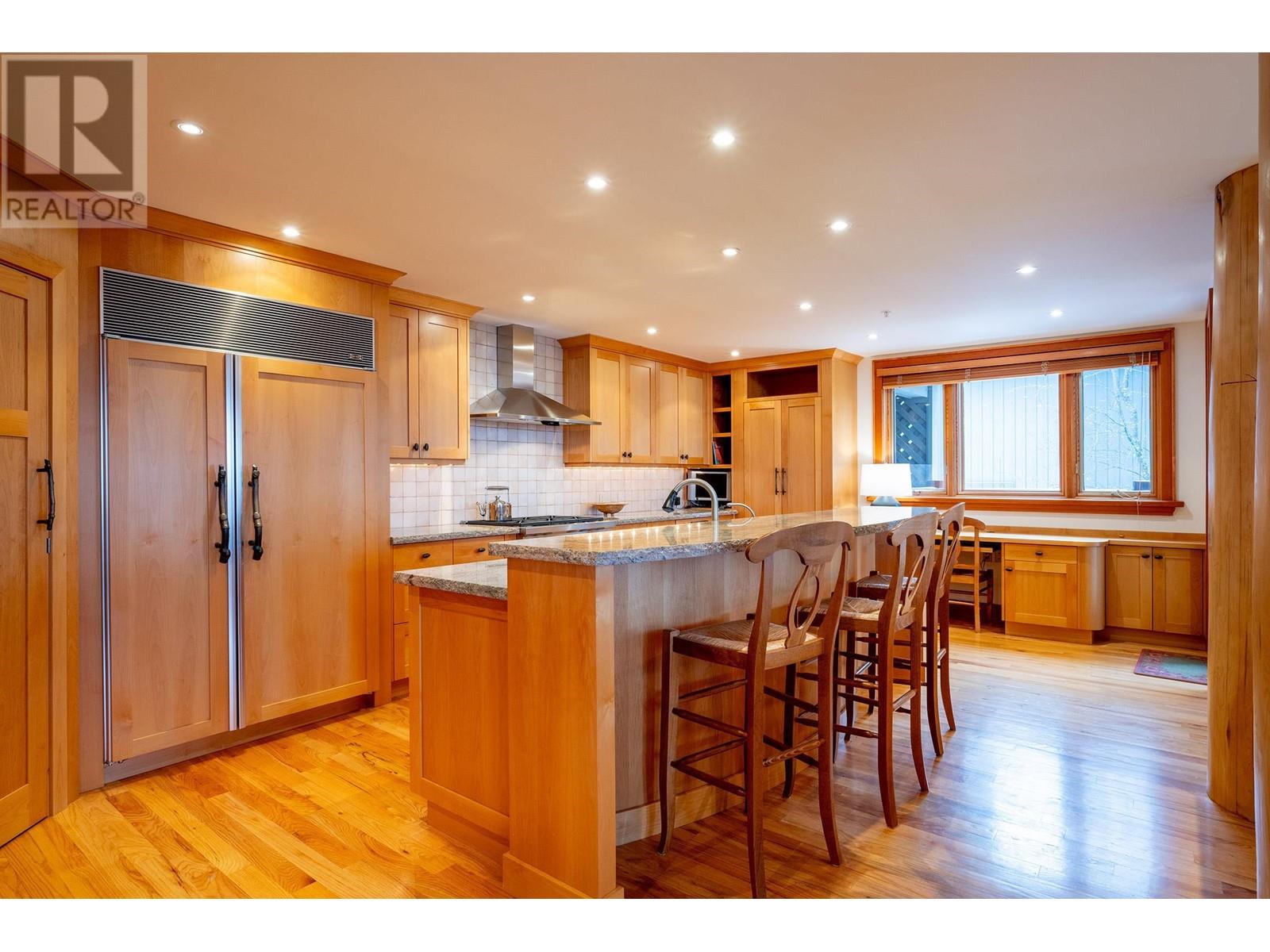 3826 SUNRIDGE DRIVE, Whistler real estate listing R2958026