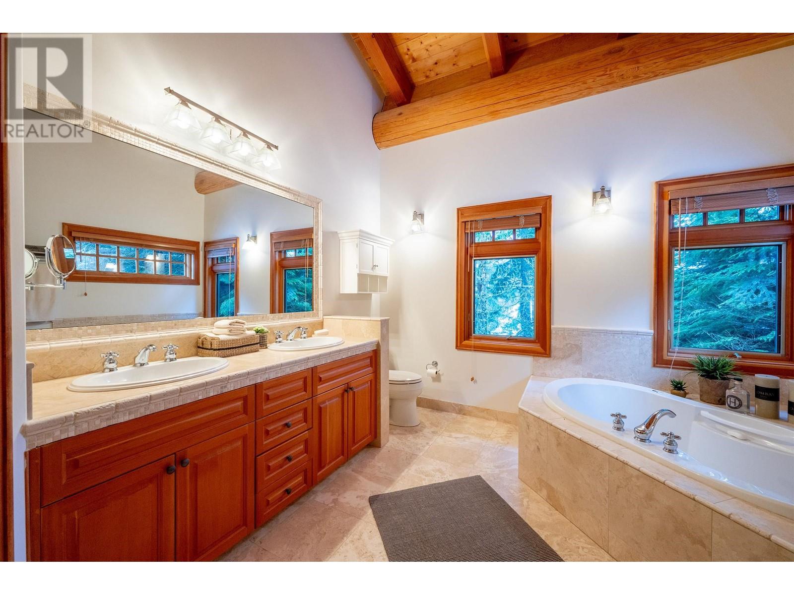 3826 SUNRIDGE DRIVE, Whistler real estate listing R2958026
