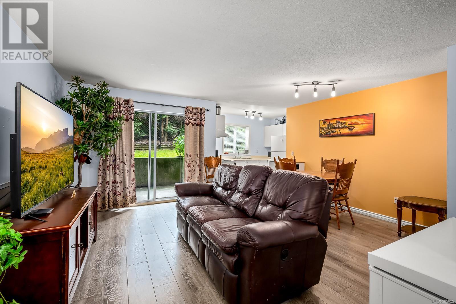 112 1050 Braidwood Rd, Courtenay real estate listing 985022